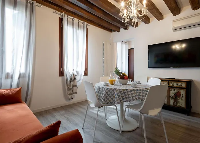 Cera Ca' De La Mandola Daire Venedik