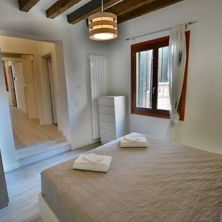 Ve.n.i.ce. Cera Ca' De La Mandola Appartement